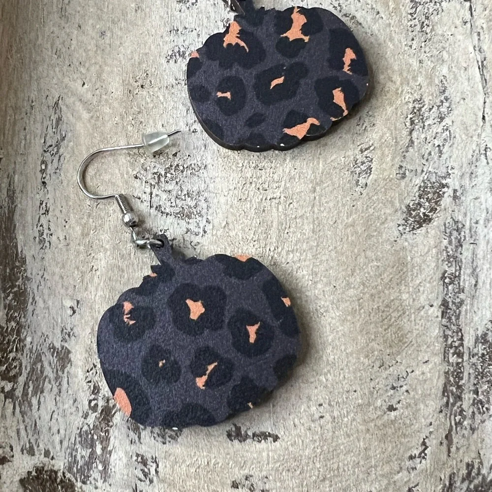 New‎ Leopard Print Pumpkin Earrings